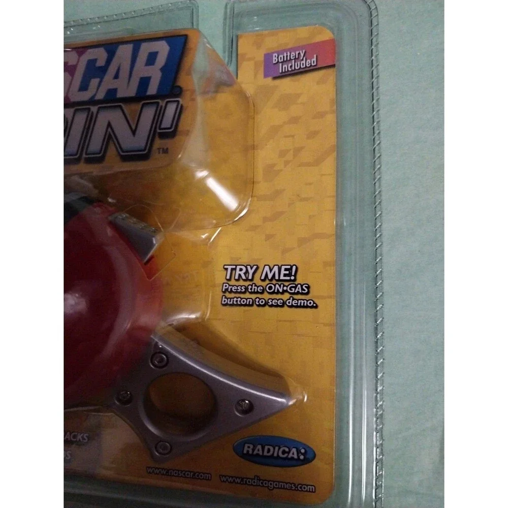 Nascar Racin' Radica 2000 Model 71001 Game Pocket Size New Sealed